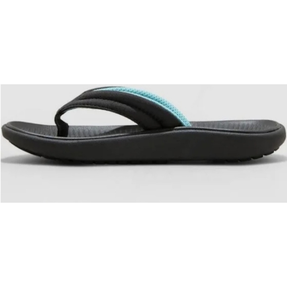 All in Motion Boys' Sterling Slip-On Thong Sandals - Picture 3 of 10
